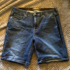 Torrid dark wash jean shorts